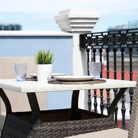 Apartment Master Penthouse Double Ensuite With Private Terrace - Grand House *